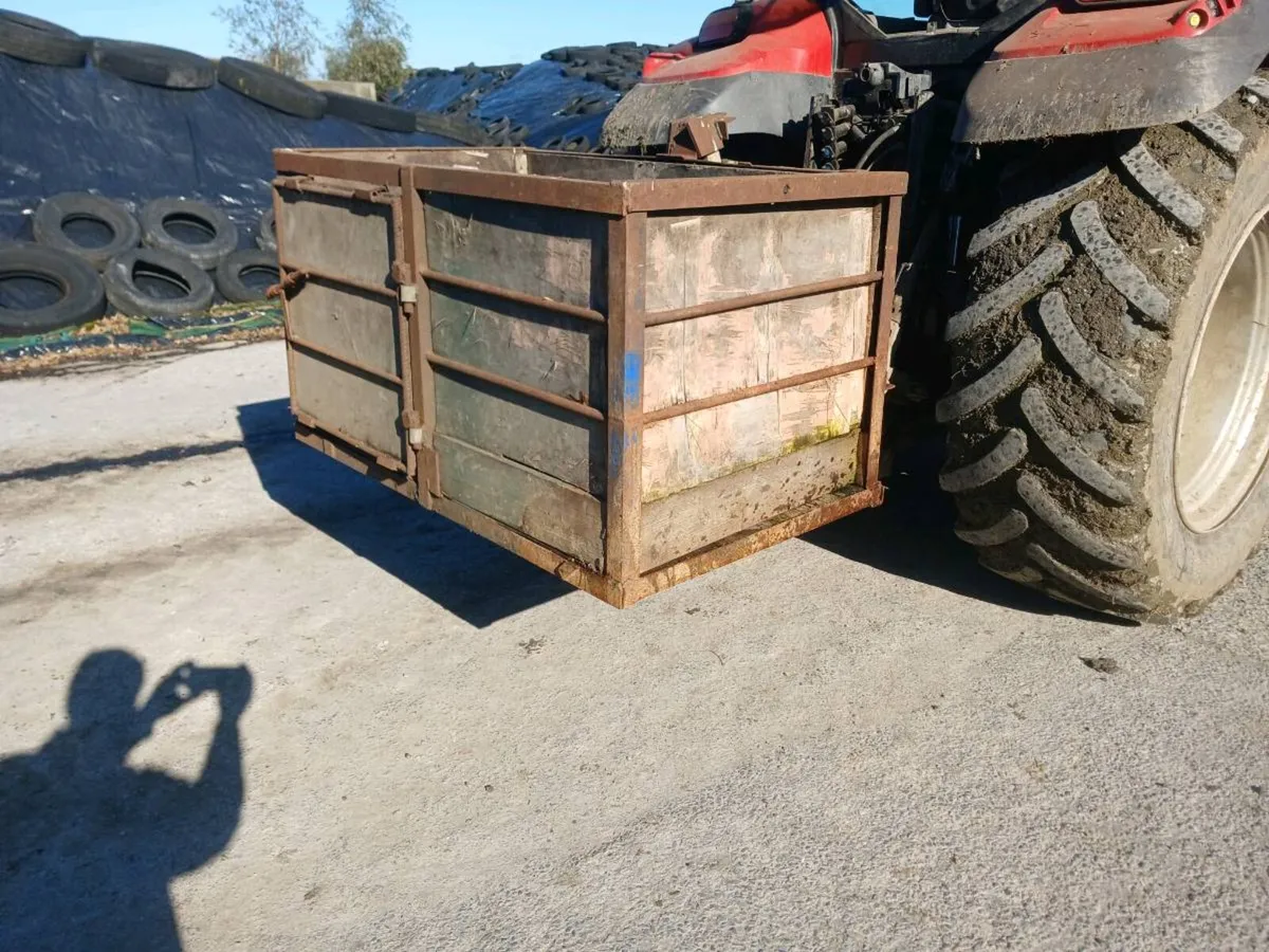 Calf Crate and Calf Feeders - Image 1