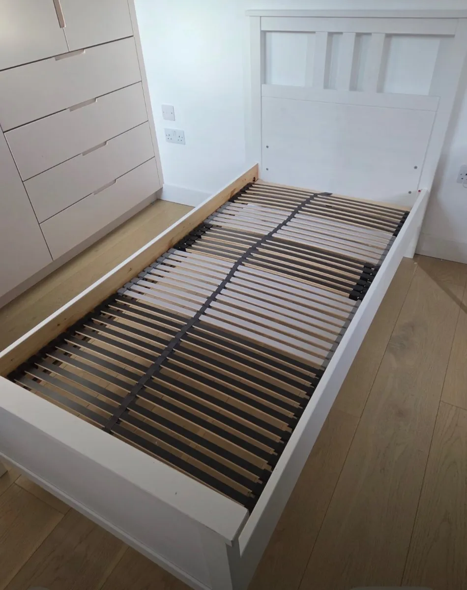 IKEA HEMNES bed