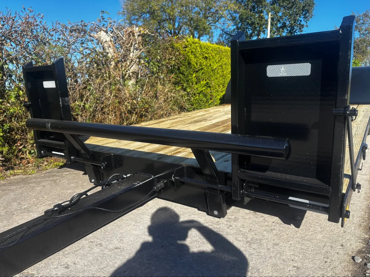 Low loader - Image 3