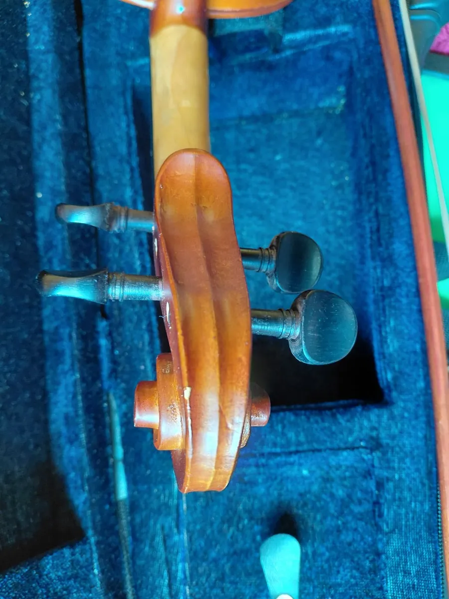 Childs violin - Image 2