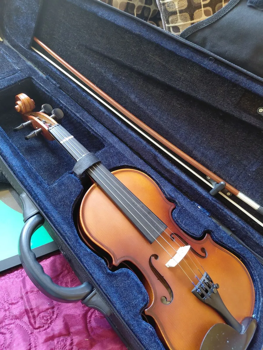 Childs violin - Image 1