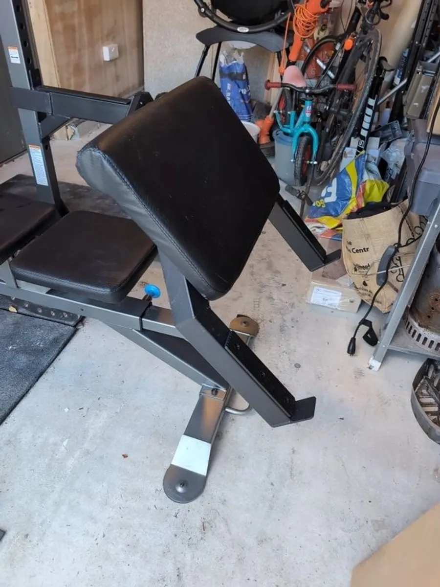 Complete home gym - Image 2