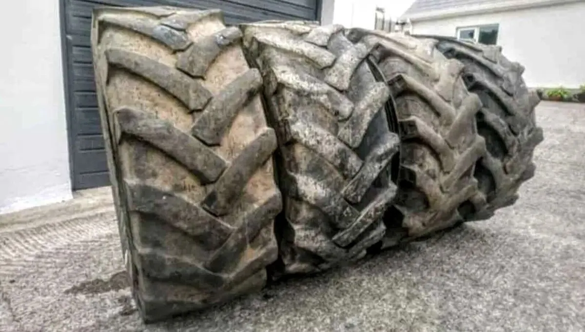 405 70 24 TELEHANDLER TYRES - Image 1