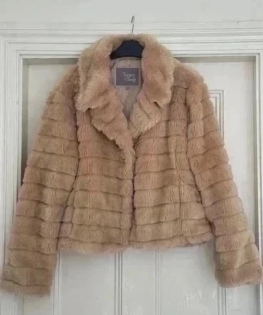 Sugar candy faux fur coat - Image 1
