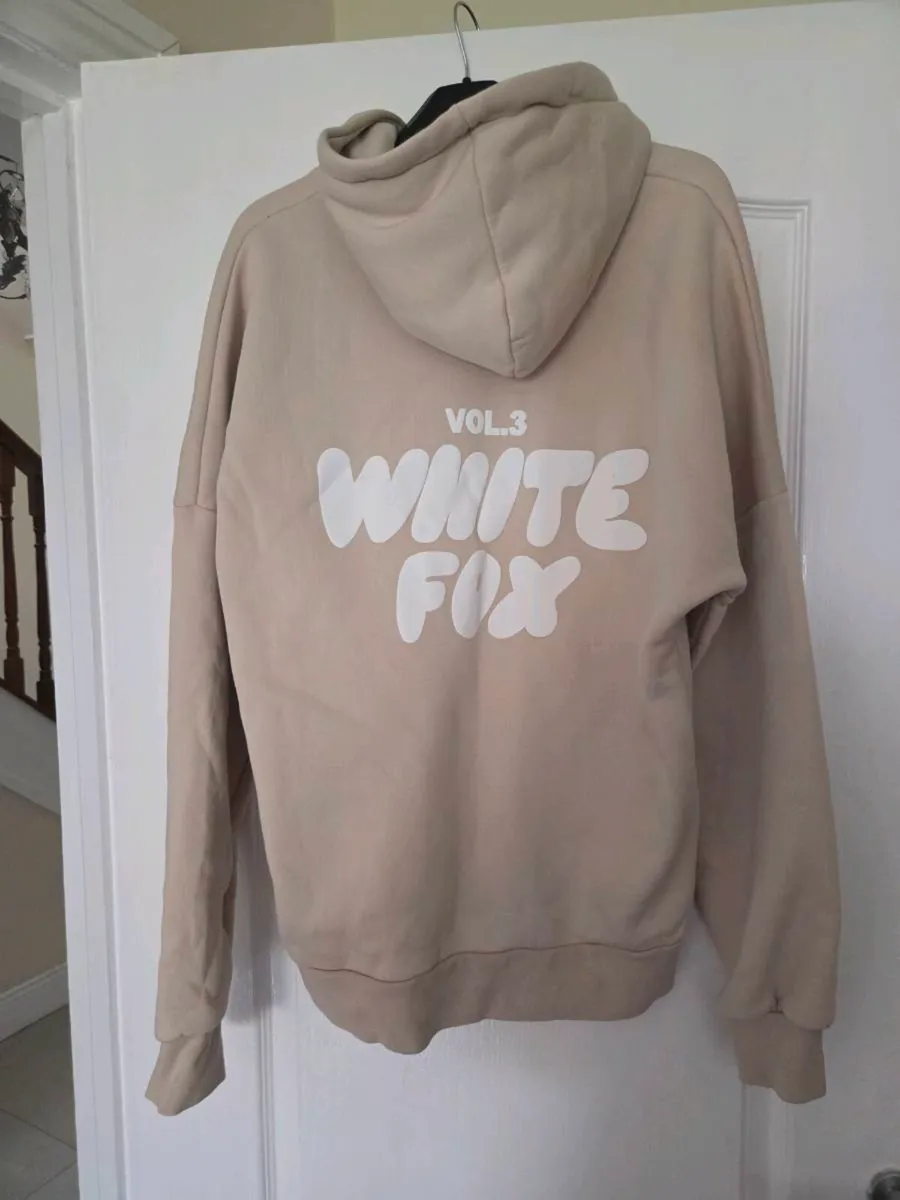 White fox - Image 1