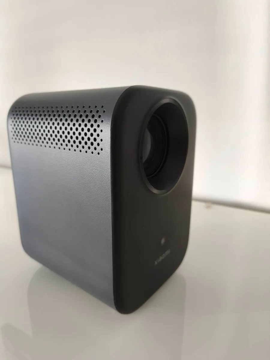 Projector Xiaomi L1 Smart Portable LCD - Image 4