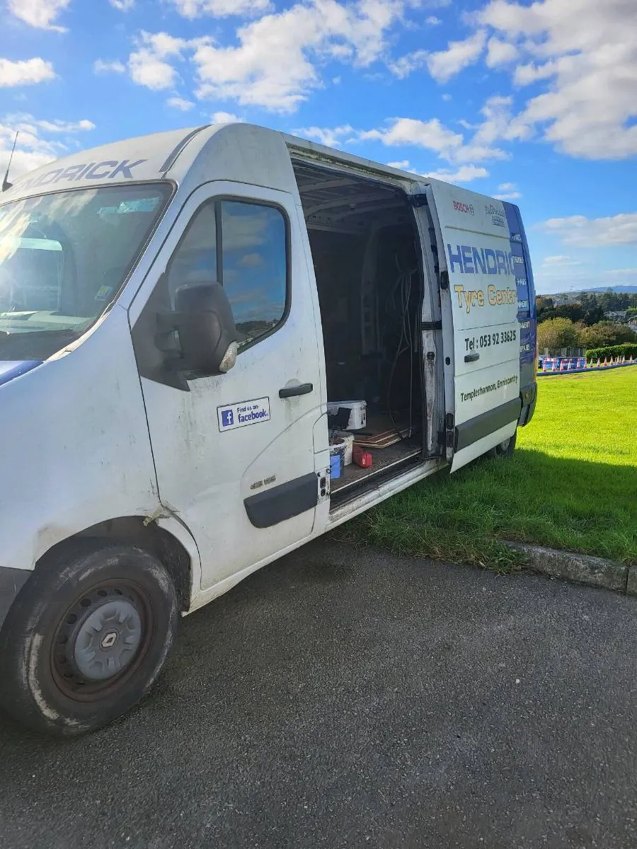 Renault Master - Image 3