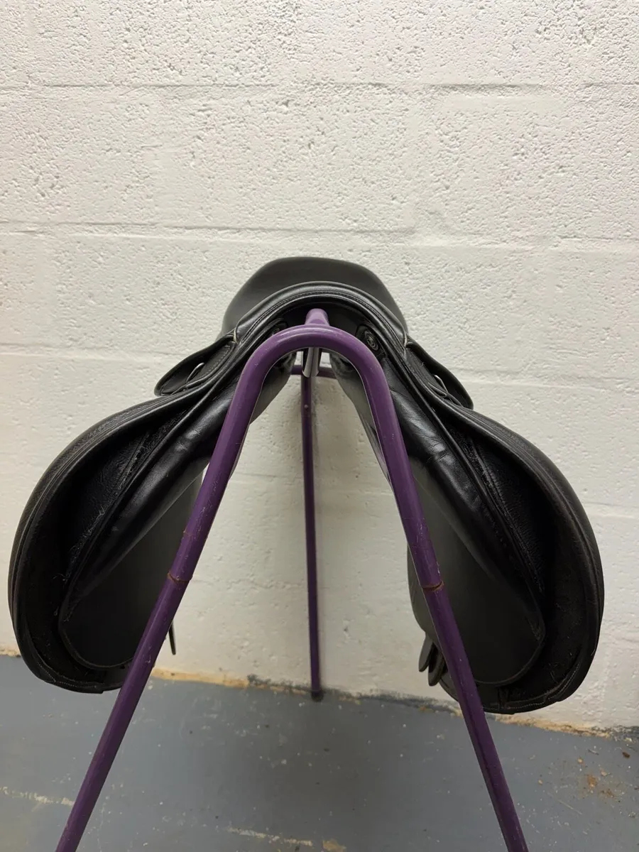 John Whitaker saddle - Image 4