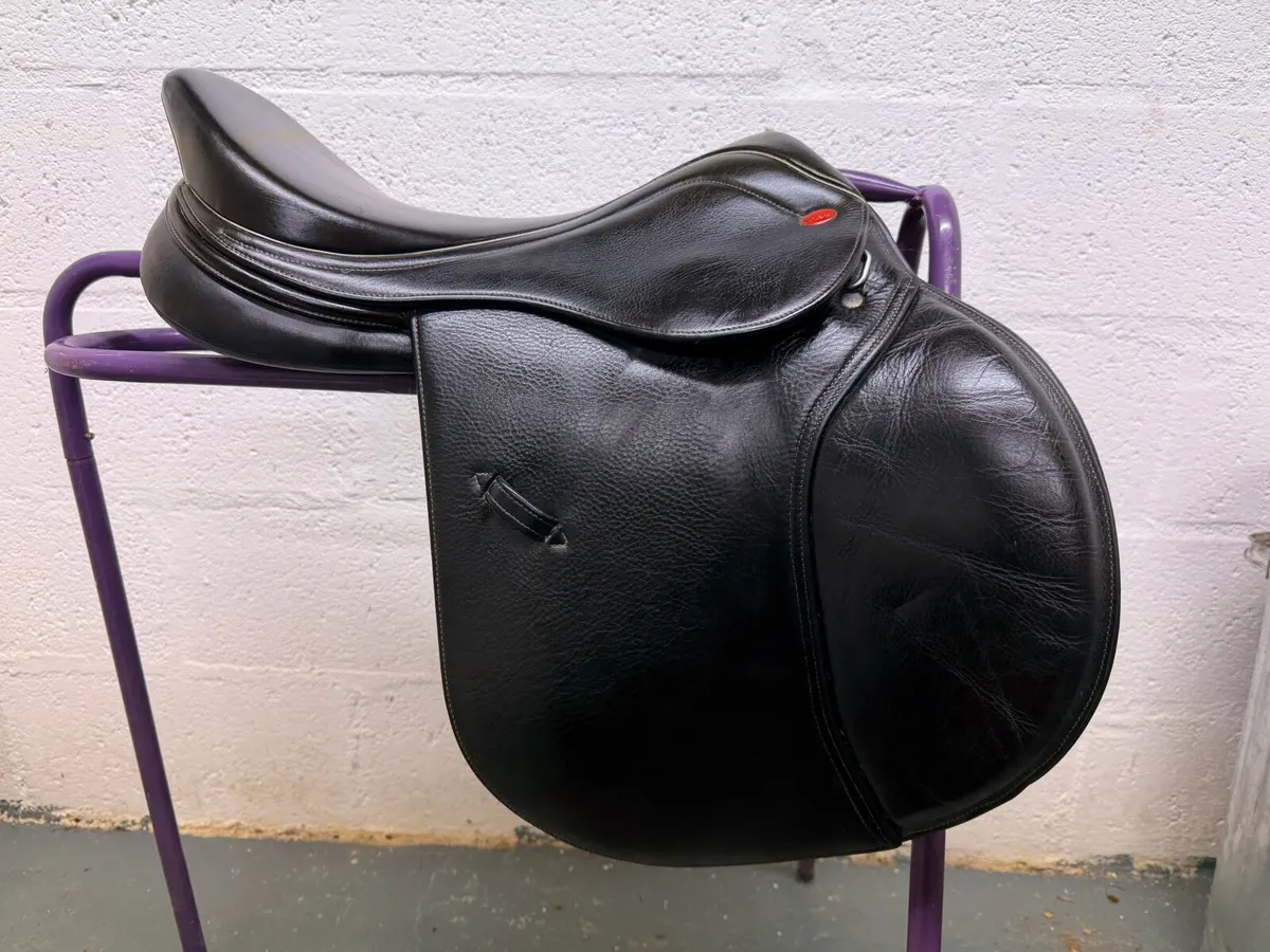 John Whitaker saddle - Image 3