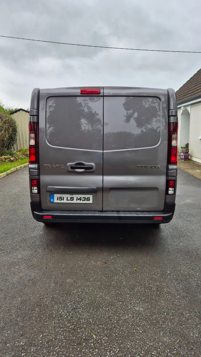 Renault Trafic 2015 - Image 3