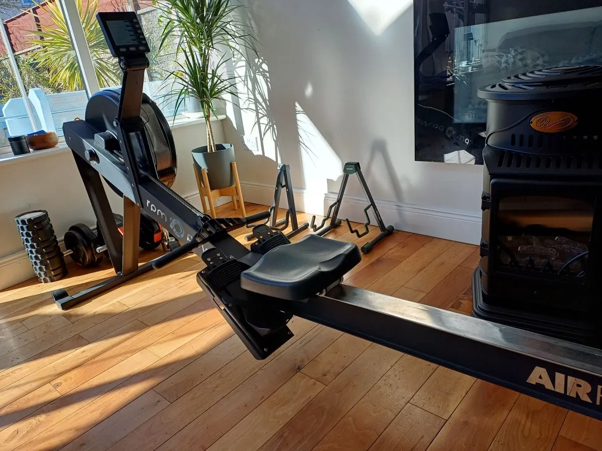 Rowing machine - Image 2