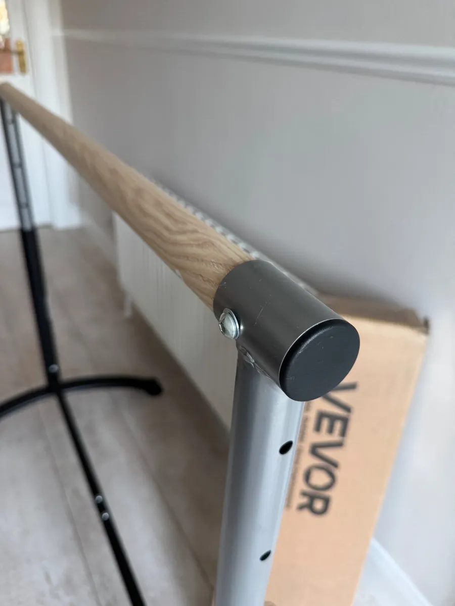 Vevor Ballet Bar - Image 1
