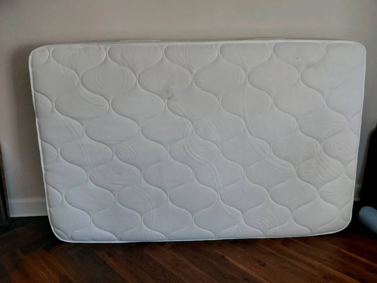 Small Double (4ft) MattressSmall Double (4ft) Matt