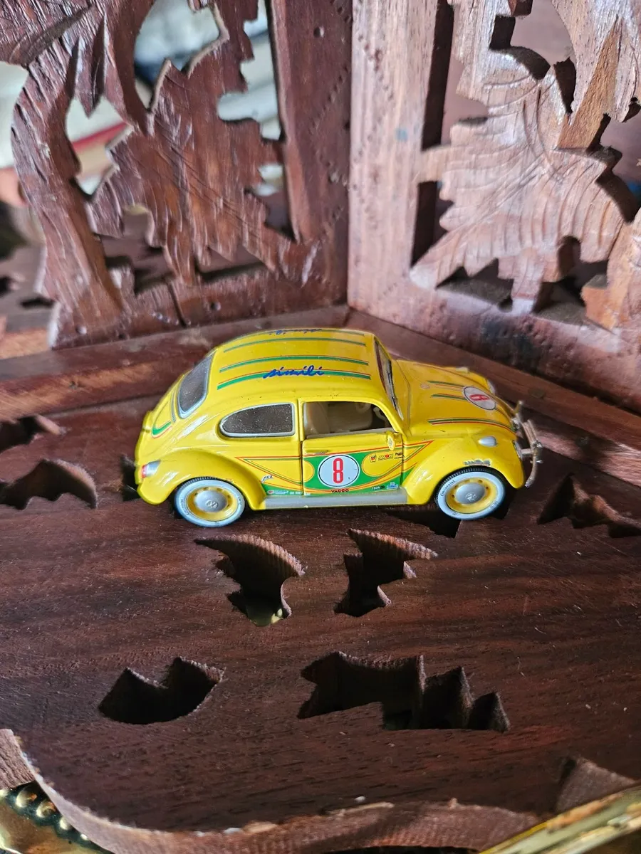Corgi Vitesse VW Beetle - Image 1