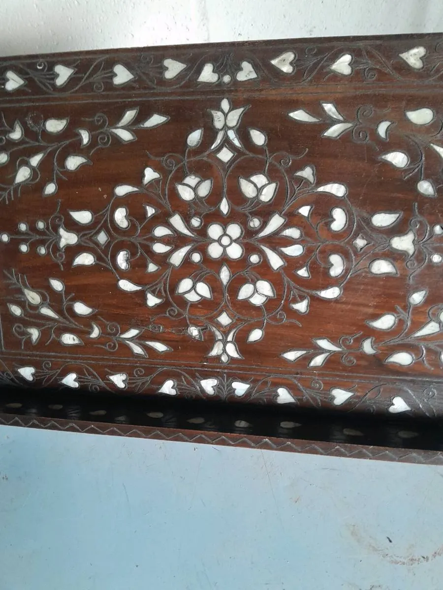 Antique mother of pearl inlayed book stand - Image 2
