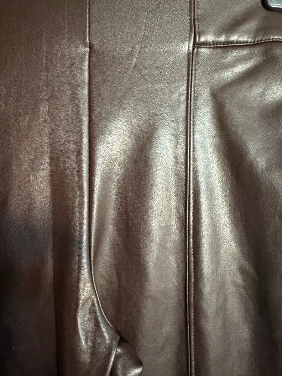 Ladies leather look trousers - Image 3