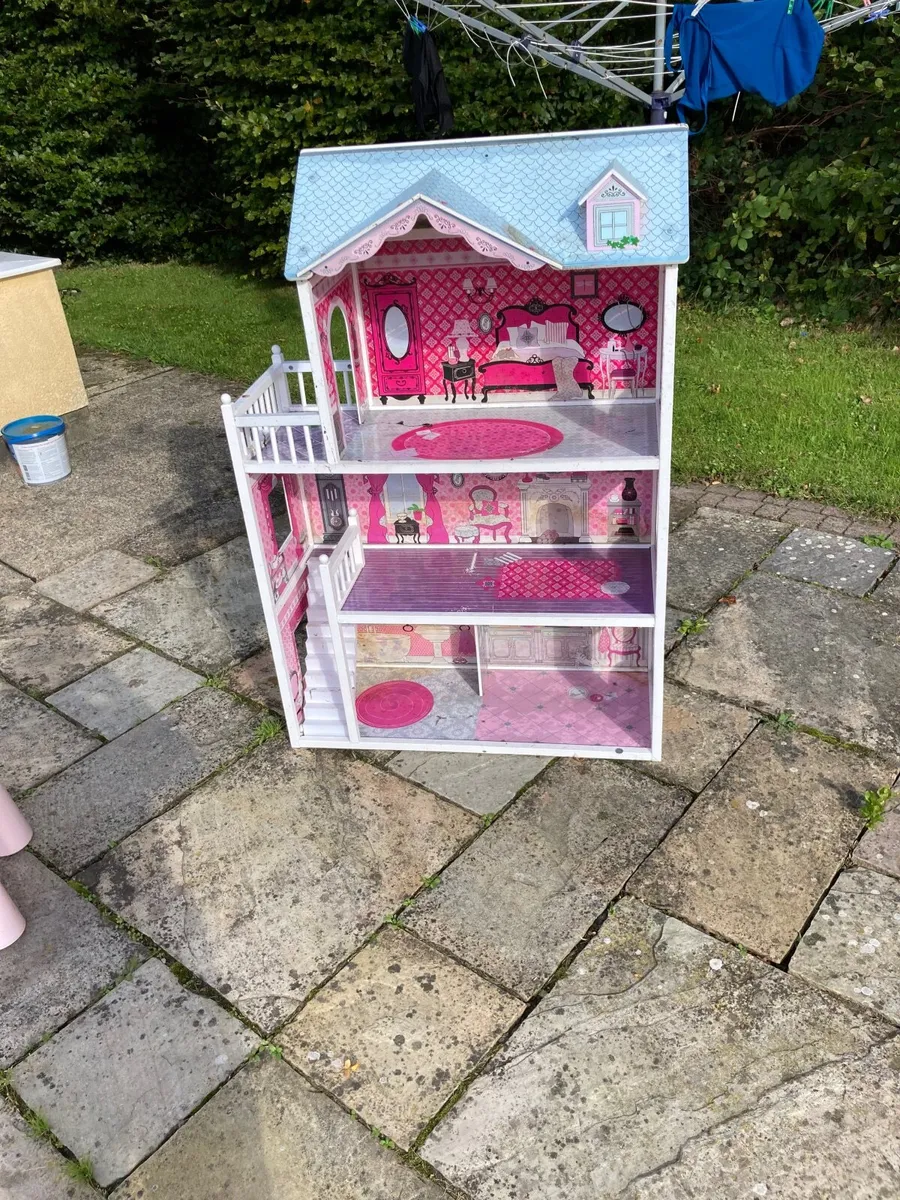 Dolls house