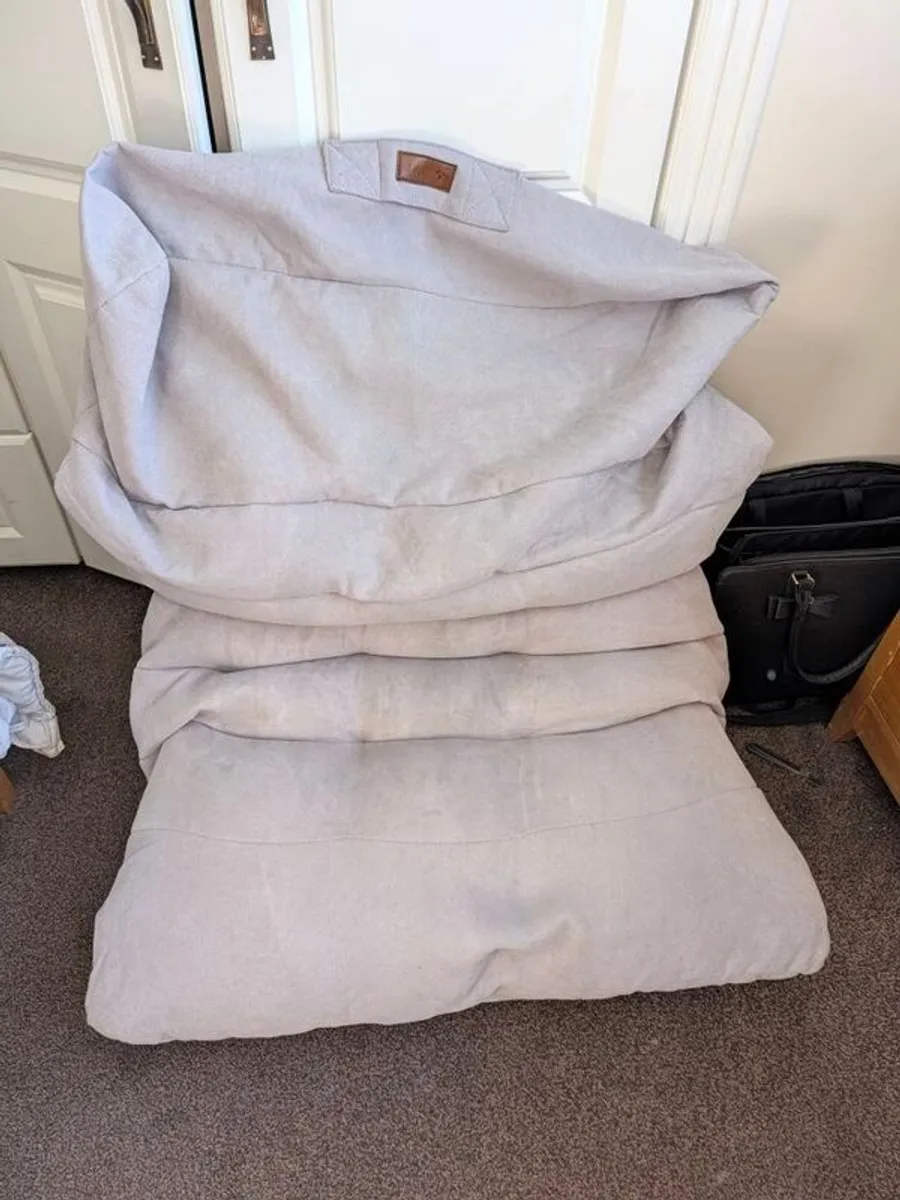 Aiire Grey slouch chair bag - Image 3
