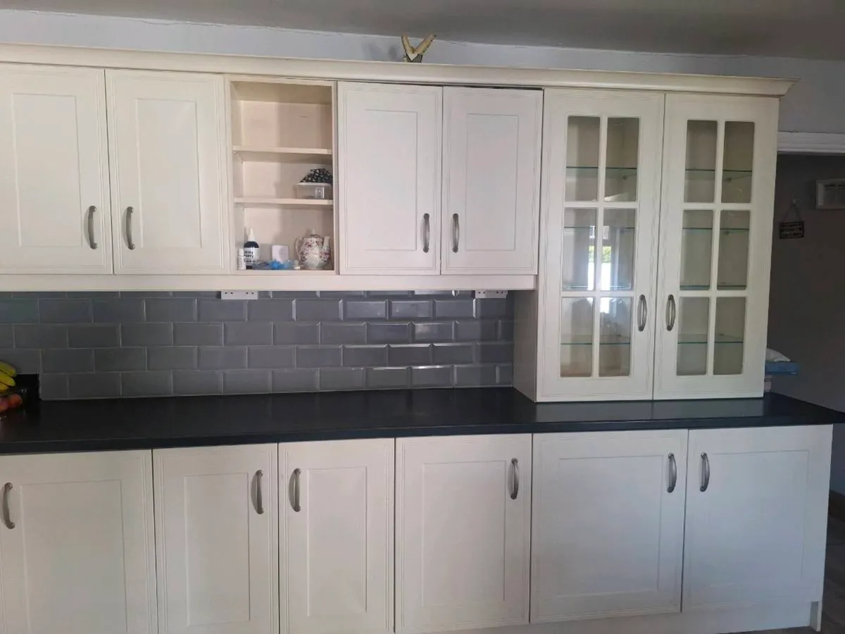 Kitchen - Image 3