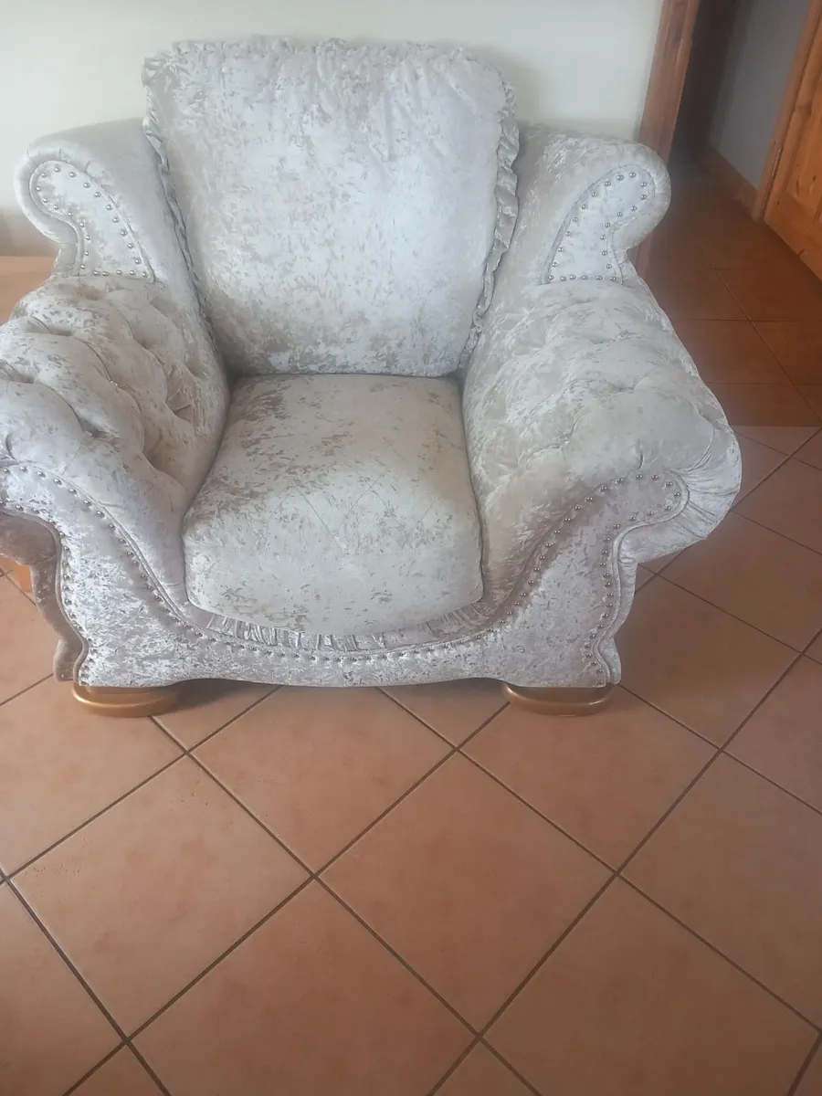 Arm chair
