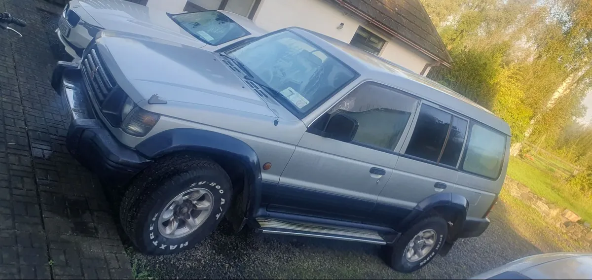Mitsubishi Pajero 1996 - Image 1
