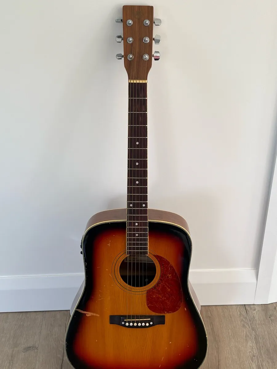 JC Guitar - Image 1