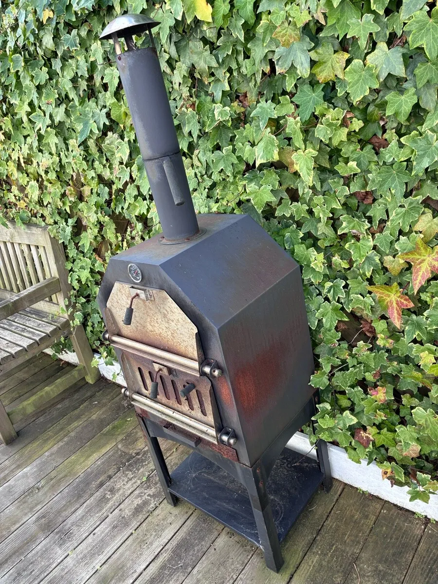 Outdoor wood fired pizza oven - Image 3