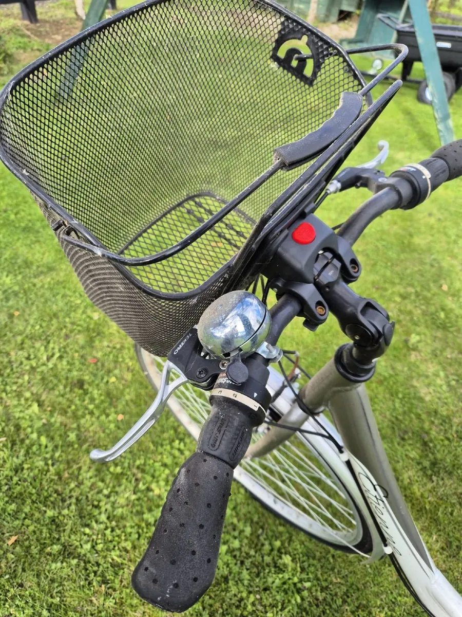 Ladies Bike - Image 4