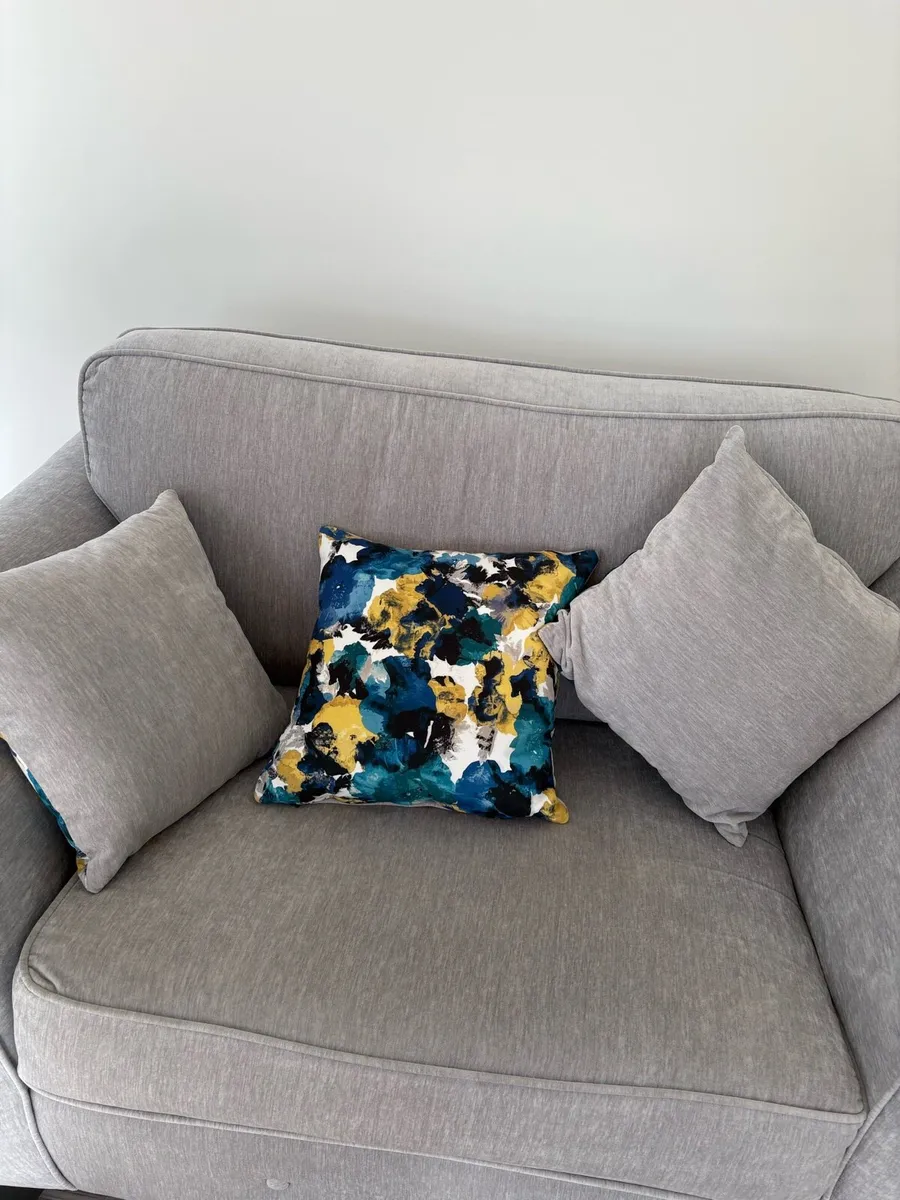 Cushions for Sofas x 3 - Image 2