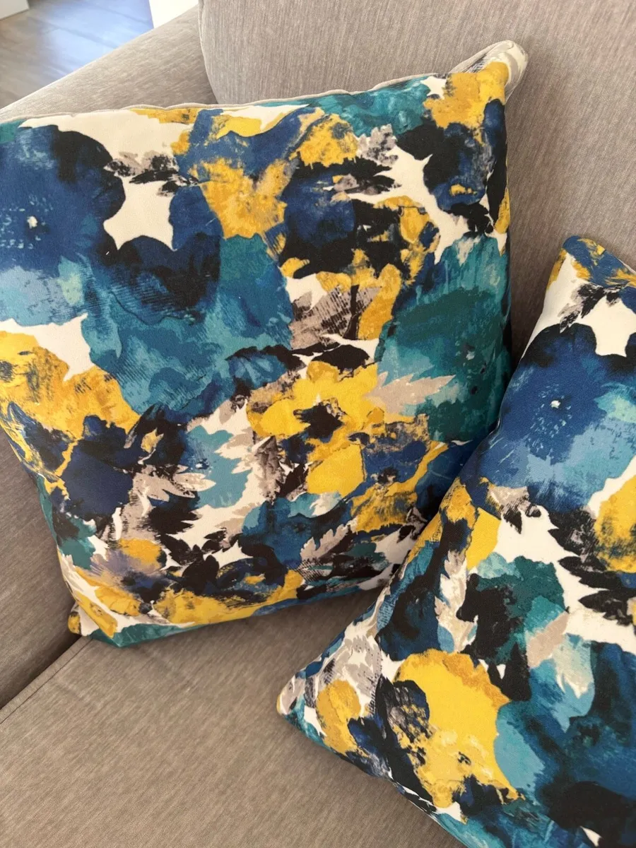 Cushions for Sofas x 3 - Image 3