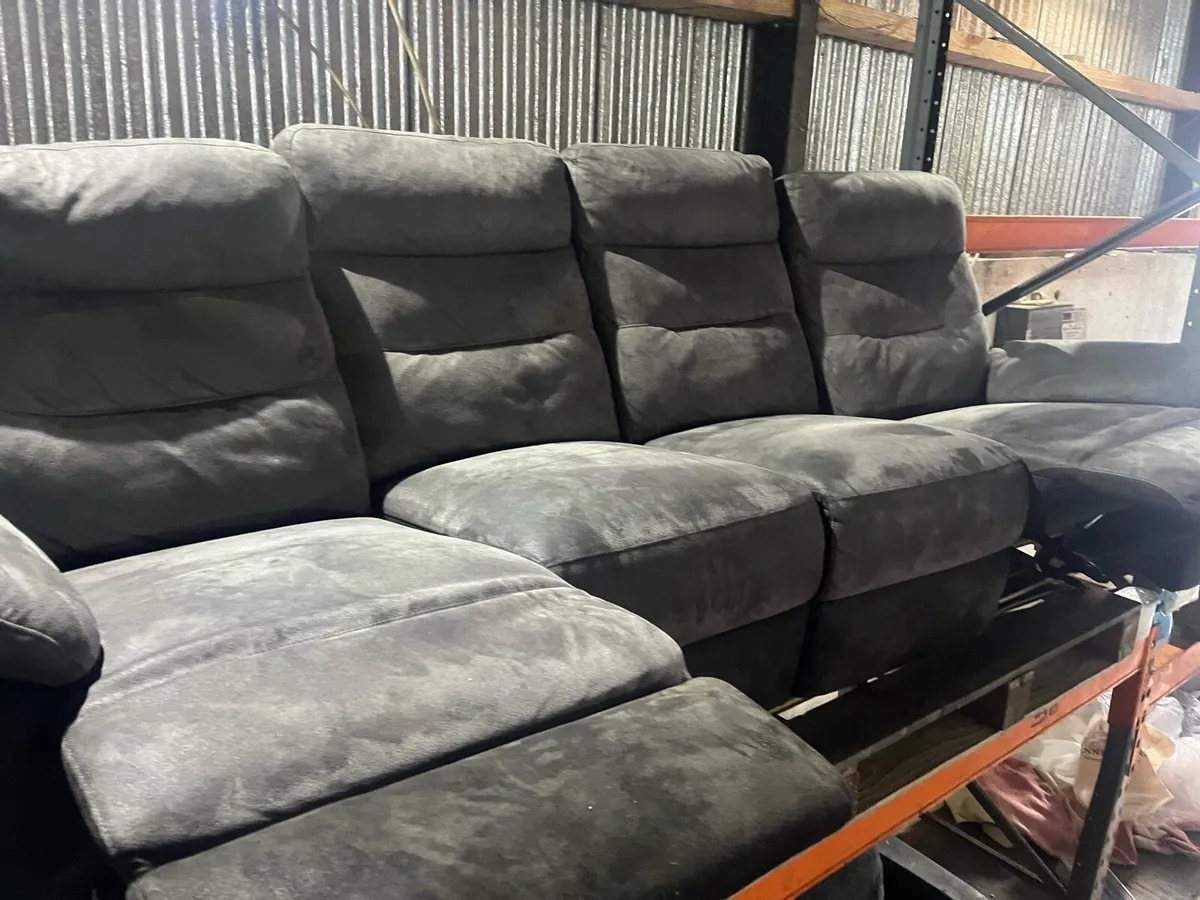 Grey 4 seater manual recliner sofa couch - Image 3