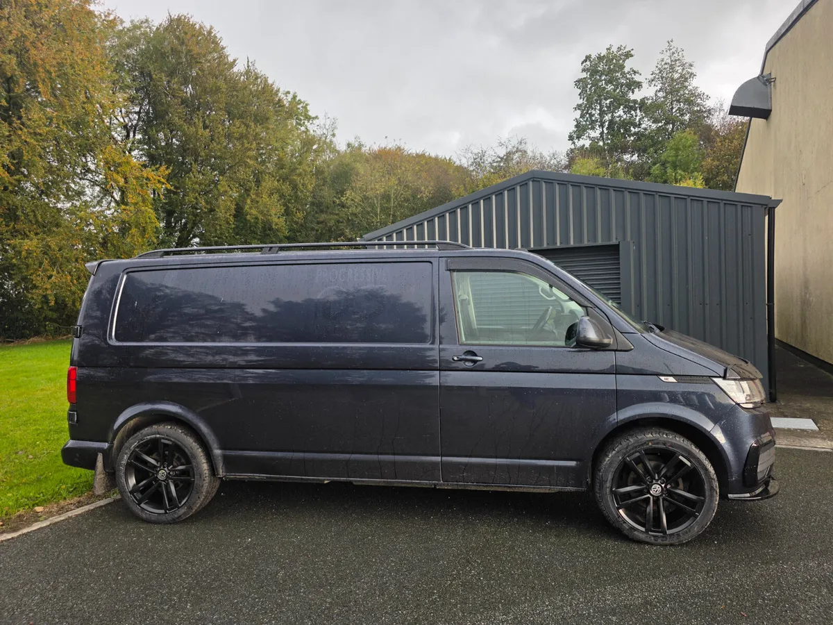 2020Volkswagen Transporter 2.0Tdi 150 4 Motion - Image 3