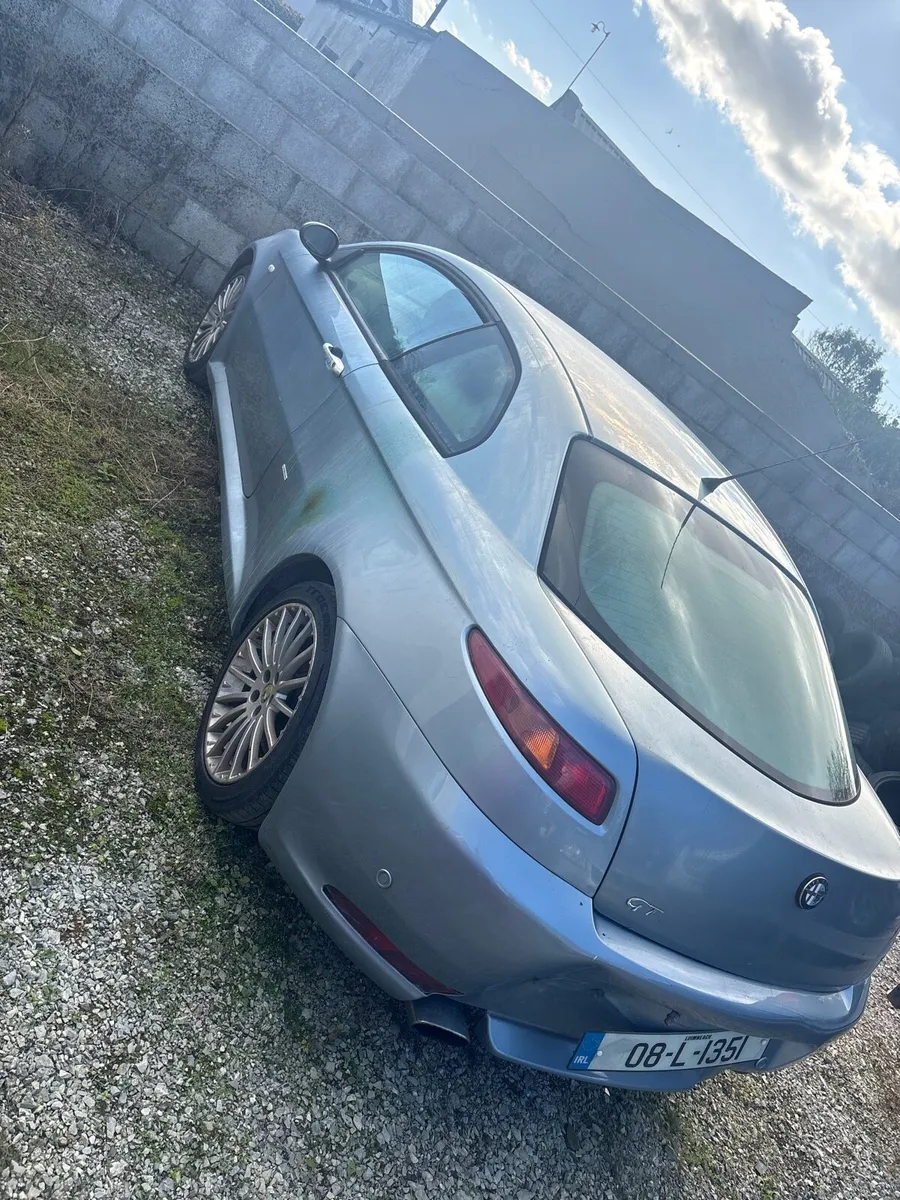 Alfa gt for parts. - Image 2