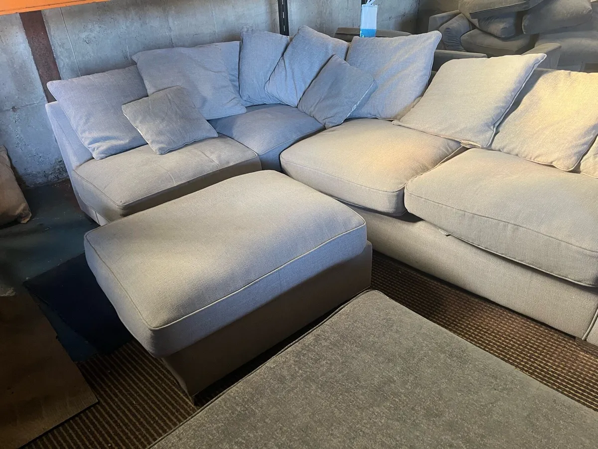 Grey corner sofa with matching footstool - Image 3