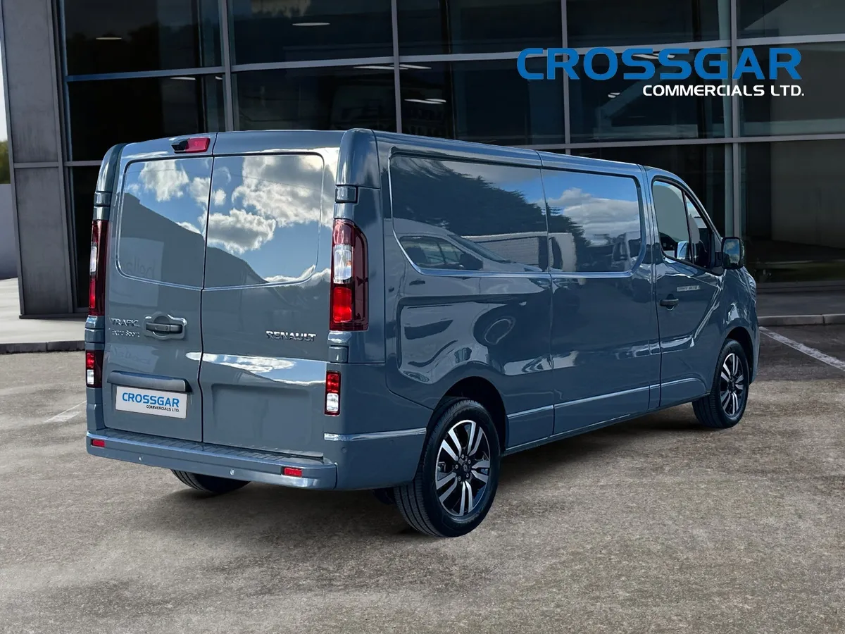 Renault Trafic 2026 LWB SPORT NO IMPORT TARIFF - Image 4