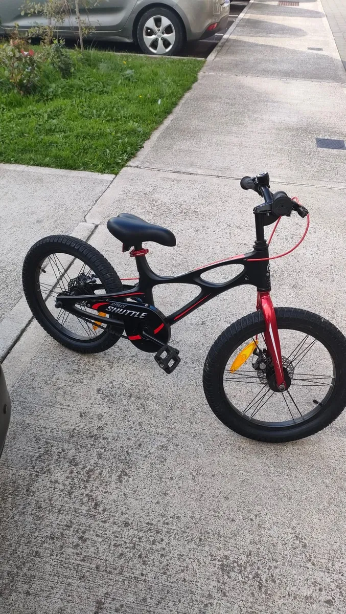 18 Inch Space Shuttle Bike - Image 1