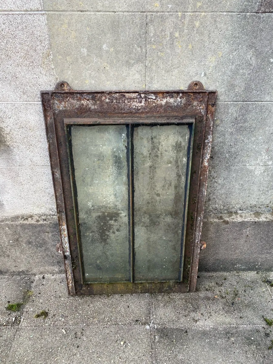 Roof window