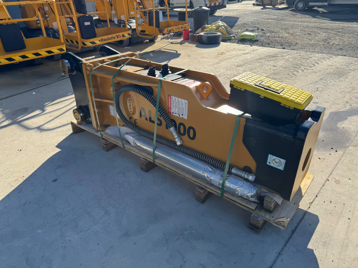 Rock Breaker To Suite 13 Ton Excavator - Image 2