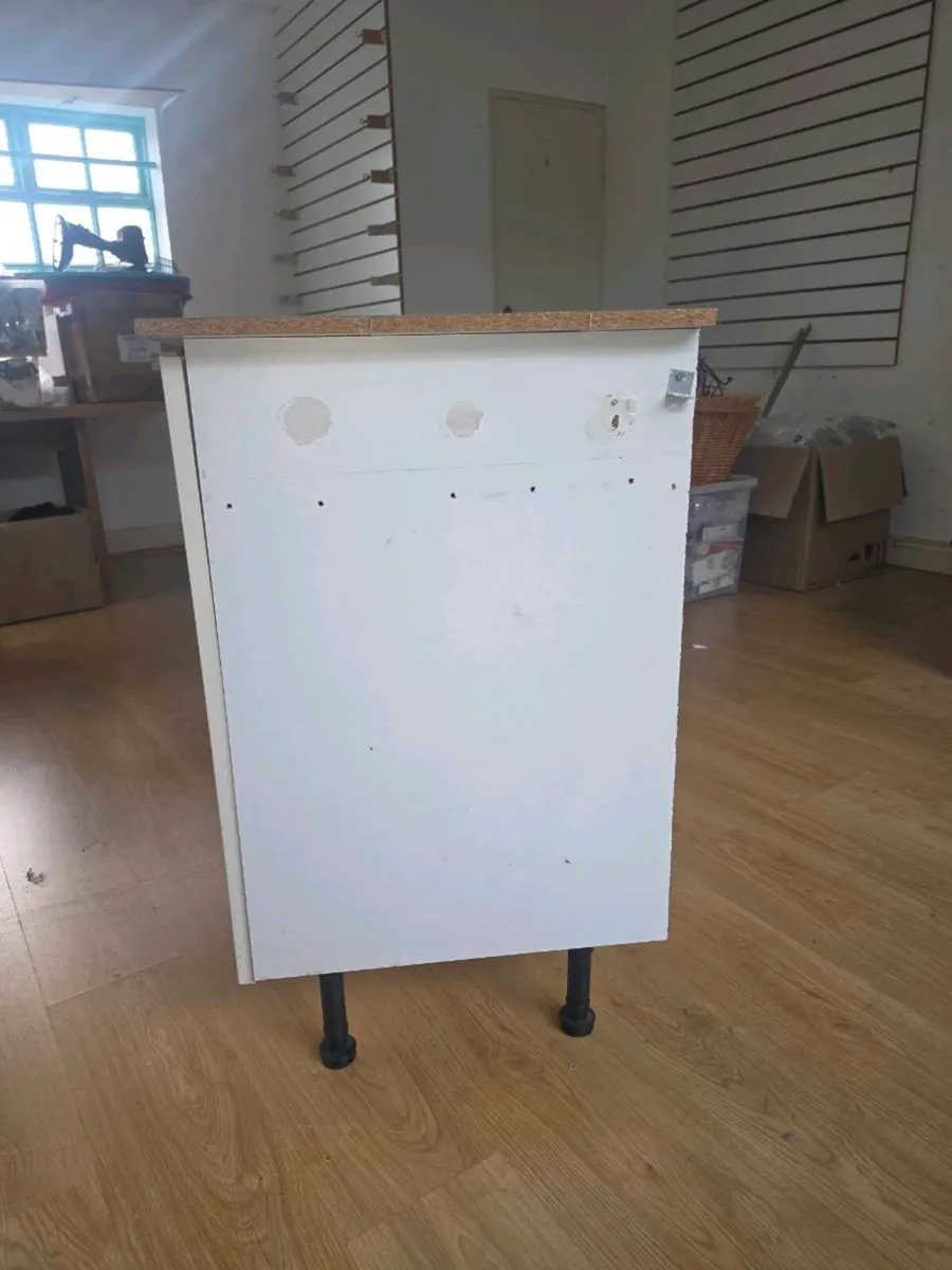 Cabinet - Image 3