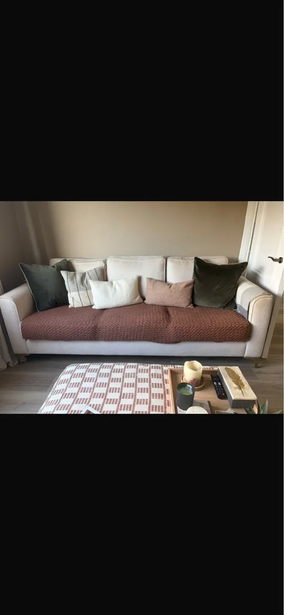 Couch - Image 1