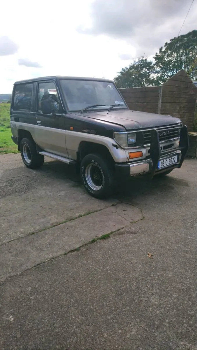 Toyota landcruiser 70 series - Image 1