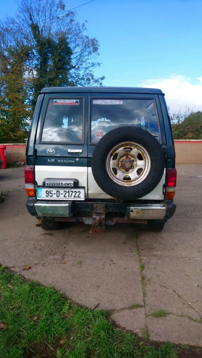 Toyota landcruiser 70 series - Image 4