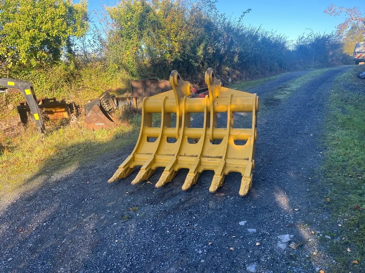 Heavy duty stone/root rake 20-30 ton machine - Image 2