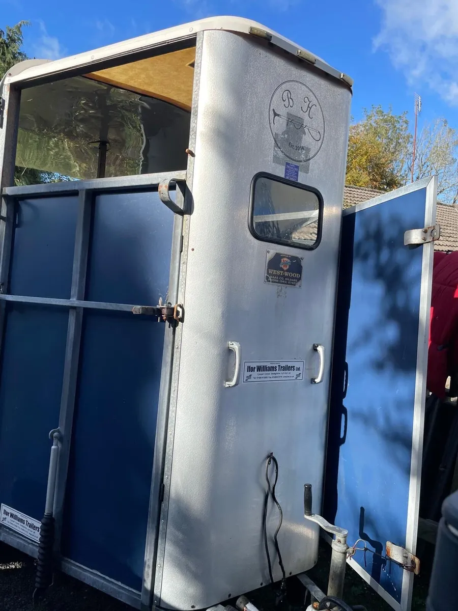 Horse trailer - Image 3