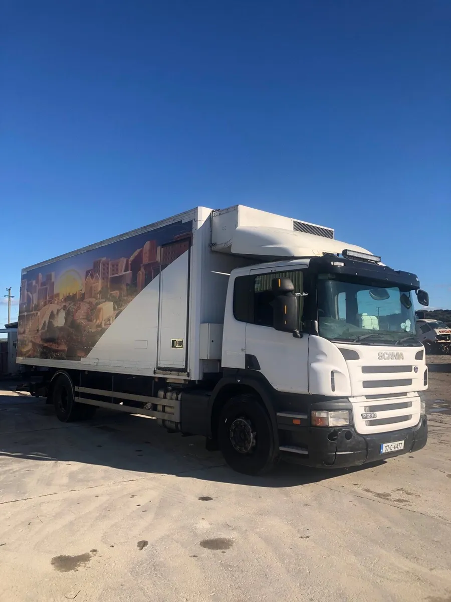 Scania P230 fridge truck - Image 1
