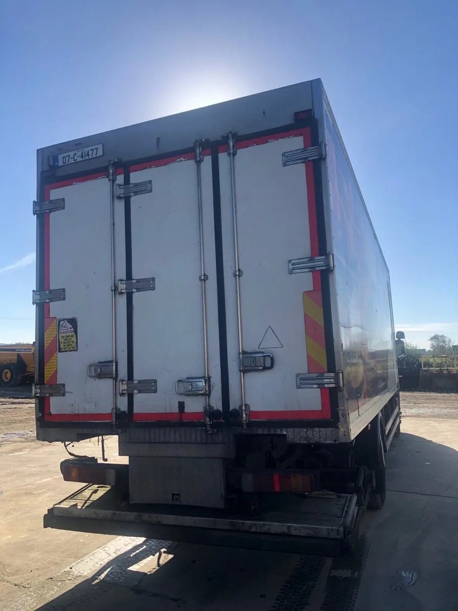 Scania P230 fridge truck - Image 4
