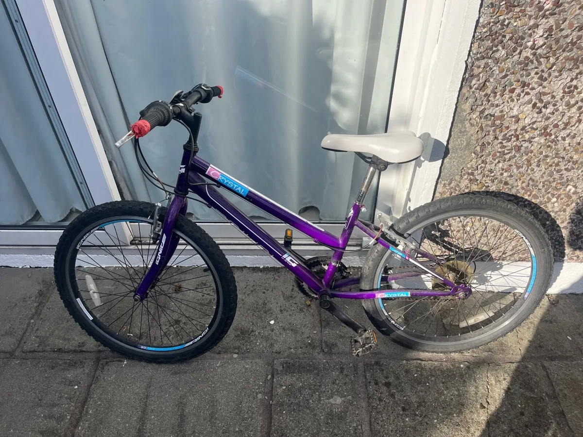 Girls bike - Image 1