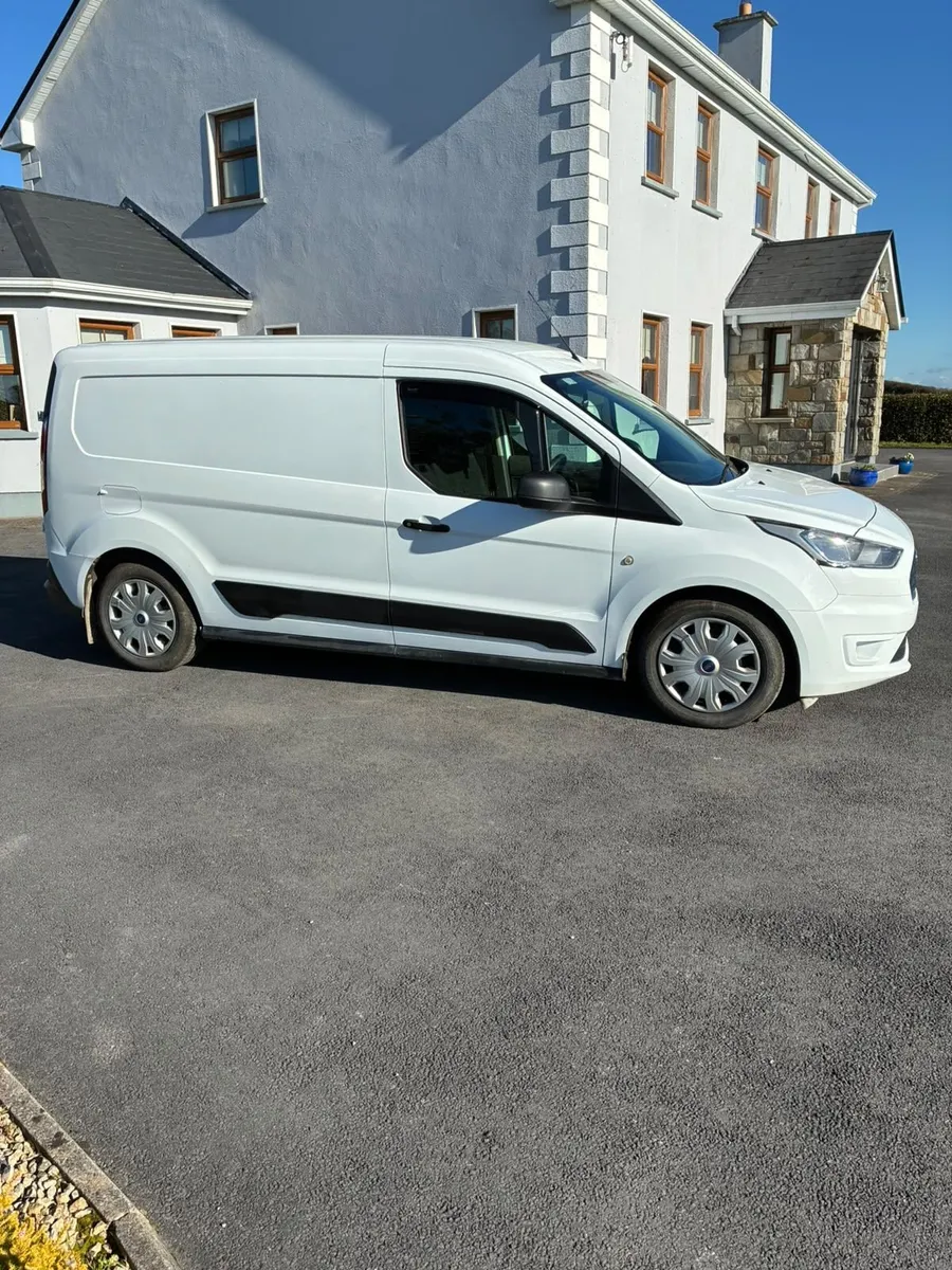 Ford Transit Connect LWB Trend 1.5 TD 100PS 6Speed - Image 4