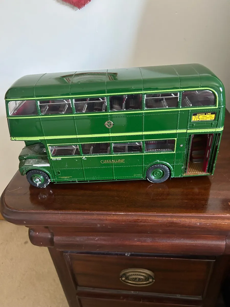Sun Star limited edition Bus - Image 2