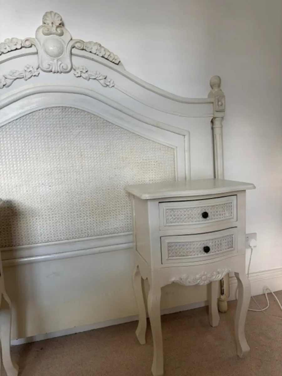 french style wooden headboard - Image 2